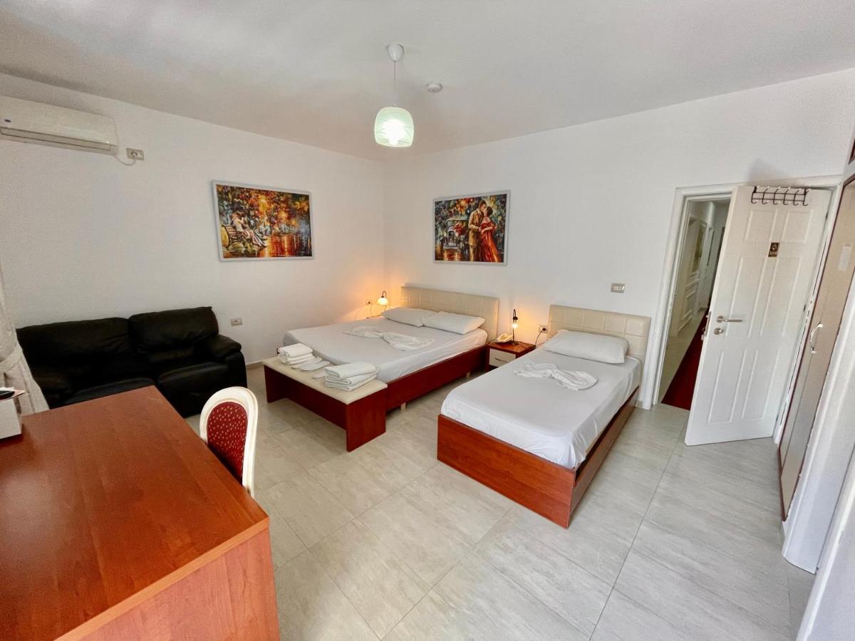 Vila Ada Hotel Tirana Eksteriør billede